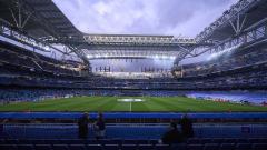 Floodlights illuminate the Bernabeu